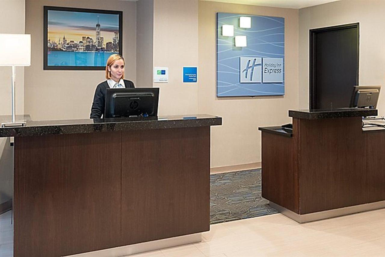 Holiday Inn Express - Wall Street By Ihg New York Eksteriør billede